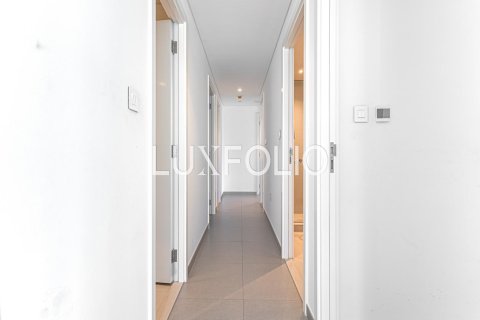 Apartment in Downtown Views II, Downtown Dubai (Downtown Burj Dubai), Dubai 3 bedrooms, 151 sq.m. № 45422 - photo 18