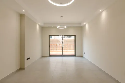 Apartment in Al Furjan, Dubai 2 bedrooms, 142 sq.m. № 68406 - photo 2