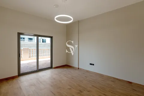 Apartment in Al Furjan, Dubai 2 bedrooms, 142 sq.m. № 68406 - photo 9