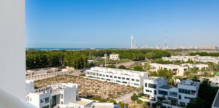 Apartment in Al Sufouh, Dubai 3 bedrooms, 198.8 sq.m. № 109255