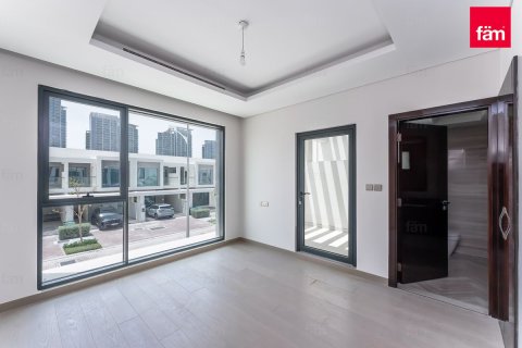Villa en Dubai, 4 dormitorios, 228.7 m², № 109253 - foto 13