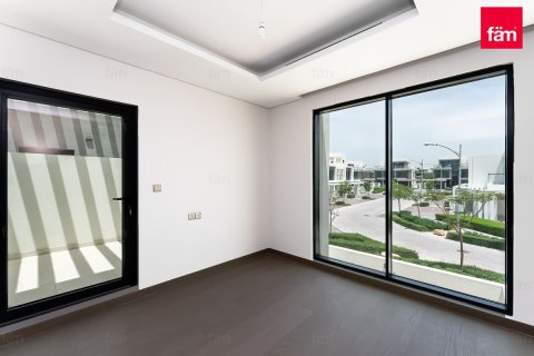 Villa en Dubai, 4 dormitorios, 228.7 m², № 109253 - foto 3