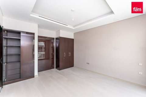 Villa en Dubai, 4 dormitorios, 228.7 m², № 109253 - foto 4