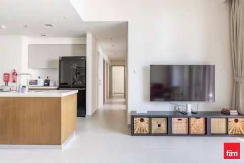 Apartment in Dubai 3 bedrooms, 145.7 sq.m. № 109252 - photo 15