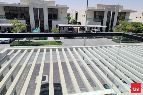 فيلا في دبي 4 غرف نوم, 180 م² رقم 109254