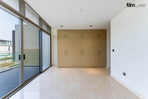 Villa in Dubai Hills Estate, Dubai 4 bedrooms, 665.7 sq.m. № 135211 - photo 4