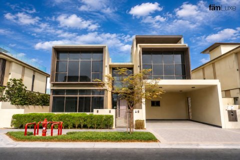 Villa in Dubai Hills Estate, Dubai 4 bedrooms, 665.7 sq.m. № 135211