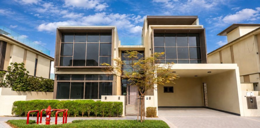 Villa in Dubai Hills Estate, Dubai 4 bedrooms, 665.7 sq.m. № 135211