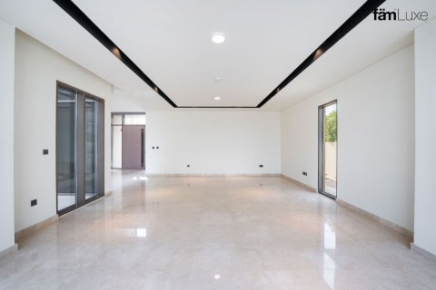 Villa in Dubai Hills Estate, Dubai 4 bedrooms, 665.7 sq.m. № 135211 - photo 26
