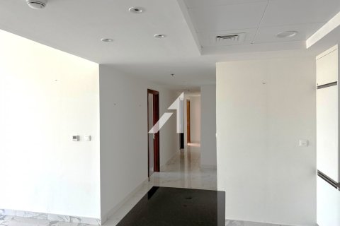 Apartment in Al Habtoor City, Business Bay, Dubai 3 bedrooms, 180.7 sq.m. № 70368 - photo 5