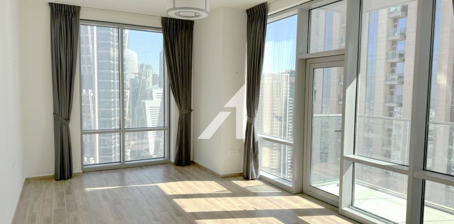 Apartment in Al Habtoor City, Business Bay, Dubai 3 bedrooms, 180.7 sq.m. № 70368