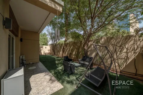 Villa en Dubai, 3 dormitorios, 280 m², № 71130 - foto 16
