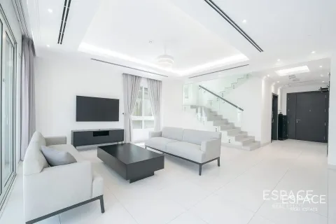 Villa en Dubai, 3 dormitorios, 280 m², № 71130 - foto 3