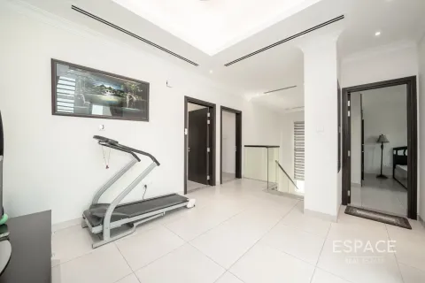 Villa en Dubai, 3 dormitorios, 280 m², № 71130 - foto 13