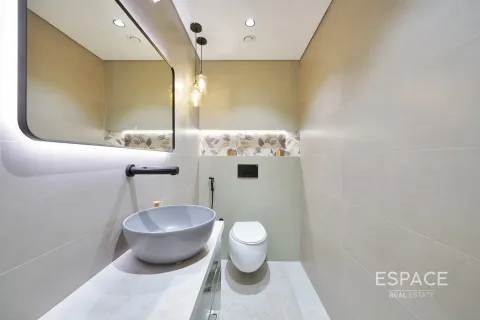 Villa in Meadows 8, Meadows, Dubai 4 bedrooms, 325 sq.m. № 71133 - photo 10