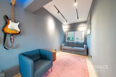 Villa in Meadows 8, Meadows, Dubai 4 bedrooms, 325 sq.m. № 71133 - photo 11