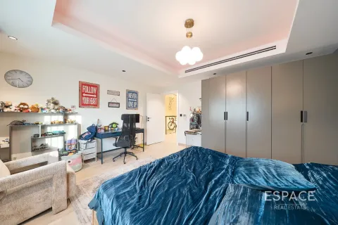 Villa in Meadows 8, Meadows, Dubai 4 bedrooms, 325 sq.m. № 71133 - photo 9