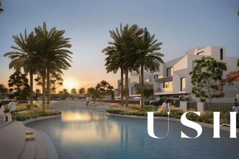 Villa in Dubai 4 bedrooms, 796 sq.m. № 42320 - photo 7