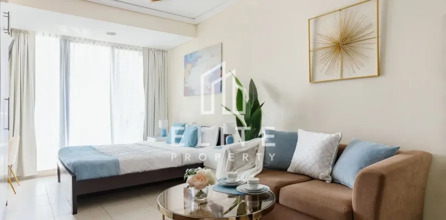 Квартира в Дубае, студия, 30м², № 69813