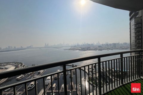 Apartment in Dubai 3 bedrooms, 199.7 sq.m. № 114490 - photo 1