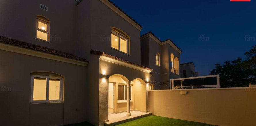 Townhouse in Dubai 3 bedrooms, 258.2 sq.m. № 114488
