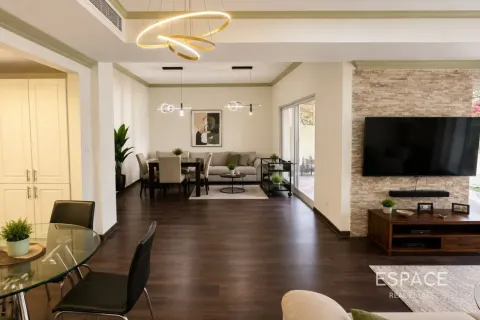 Villa à The Springs, Dubai, 3 chambres, 289 m², № 122890 - photo 3