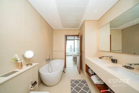 Apartment in Marina Gate 2, Dubai Marina, Dubai 3 bedrooms, 168 sq.m. № 122887 - photo 17