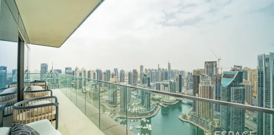 Apartment in Marina Gate 2, Dubai Marina, Dubai 3 bedrooms, 168 sq.m. № 122887