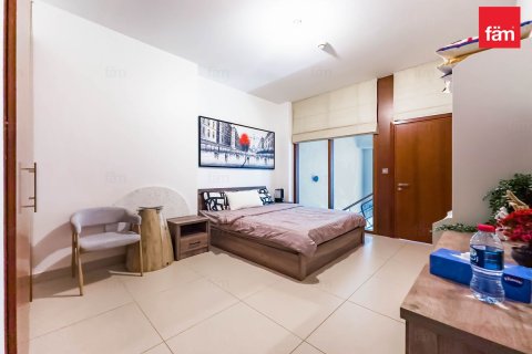 Купить квартиру в DIFC, Дубай: 2 спальни, 150.7м², № 12003 - фото 13