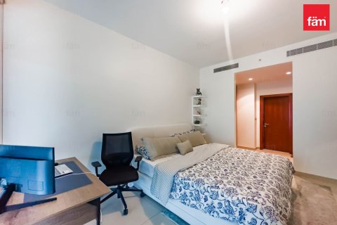 Купить квартиру в DIFC, Дубай: 2 спальни, 150.7м², № 12003 - фото 11