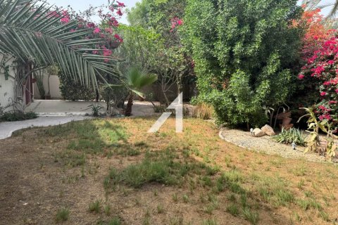 فيلا في فيلات, دبي 4 غرف نوم, 793.6 م² رقم 67661 - صورة 25