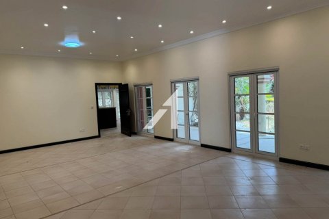 فيلا في فيلات, دبي 4 غرف نوم, 793.6 م² رقم 67661 - صورة 2