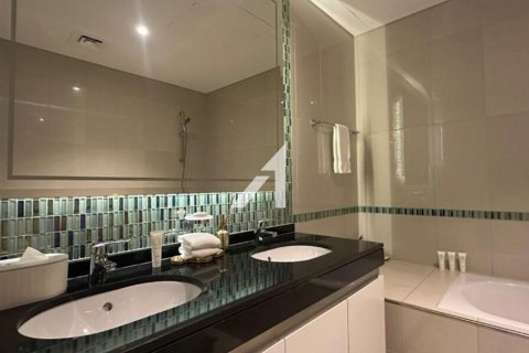 Apartment in Damac Heights, Dubai Marina, Dubai 2 bedrooms, 142.8 sq.m. № 67662 - photo 15