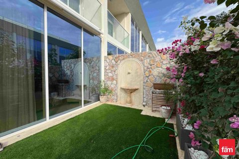 Townhouse in Dubai 2 bedrooms, 79.3 sq.m. № 77692 - photo 8