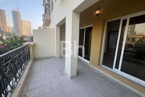 Townhouse in Jumeirah Village Circle, Dubai 4 bedrooms, 376 sq.m. № 24248 - photo 15