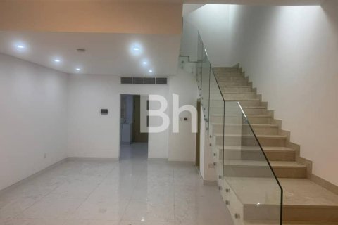 Townhouse in Jumeirah Village Circle, Dubai 4 bedrooms, 376 sq.m. № 24248 - photo 12