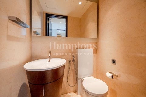 Appartement à Burj Khalifa, Dubai, 2 chambres, 132.66548400 m², № 63542 - photo 7