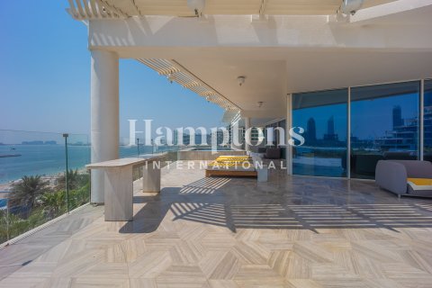 Penthouse in FIVE Palm Jumeirah, Palm Jumeirah, Dubai 4 bedrooms, 547.75608800 sq.m. № 63540 - photo 24