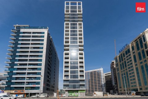 Tienda en Al Barsha, Dubai, 299.9 m², № 123104