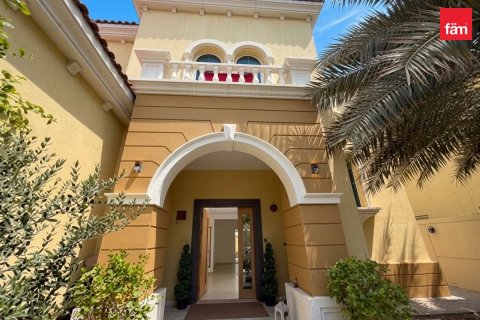 Villa in Jumeirah Park, Dubai 3 bedrooms, 503.7 sq.m. № 123105 - photo 14