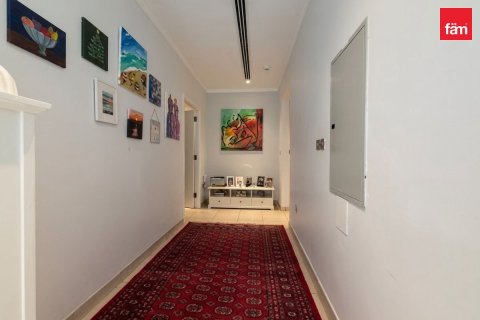 Villa in Jumeirah Park, Dubai 3 bedrooms, 503.7 sq.m. № 123105 - photo 20