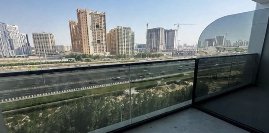 Apartment in Dubai 2 bedrooms, 90.2 sq.m. № 123103