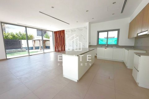Снять в аренду виллу в Sidra Villas, Дубай Хилс Эстейт, Дубай: 4 спальни, 327м², № 134920 - фото 6