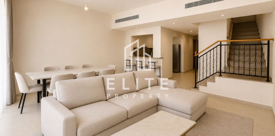 Adosado en Damac Lagoons, Dubai, 4 dormitorios, 209 m², № 134918