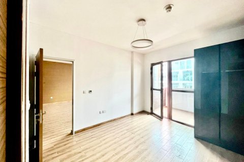 Apartamento en Jumeirah Village Circle, Dubai, 2 dormitorios, 101 m², № 120309 - foto 8