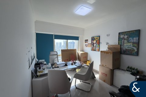 Apartment in AL MAJARA TOWERS in Dubai Marina, Dubai 3 bedrooms, 191 sq.m. № 99189 - photo 12