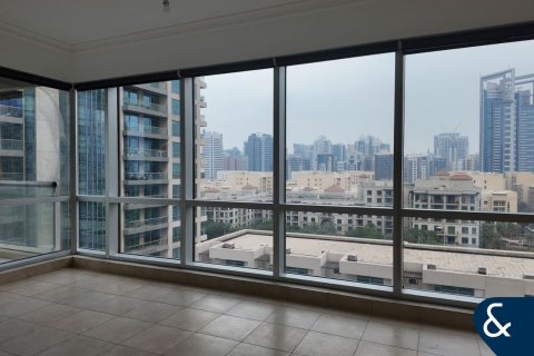 Apartment in The Views, Dubai 2 bedrooms, 128 sq.m. № 99178 - photo 18
