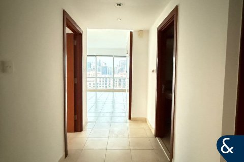 Apartment in The Views, Dubai 2 bedrooms, 128 sq.m. № 99178 - photo 17