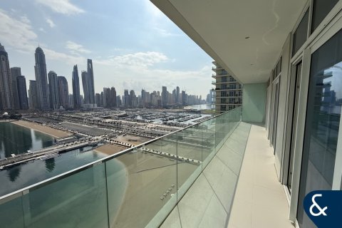 Apartment in SUNRISE BAY in EMAAR Beachfront, Dubai Harbour, Dubai 2 bedrooms, 114 sq.m. № 99177 - photo 15