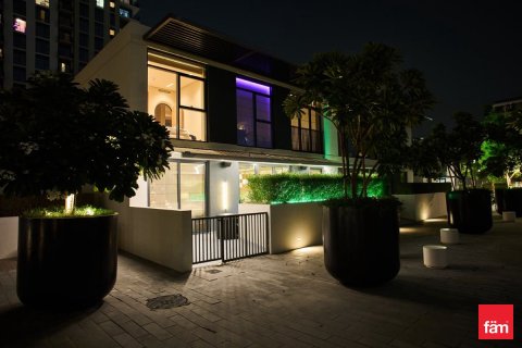 Apartment in Dubai Hills Estate, Dubai 3 bedrooms, 191.4 sq.m. № 41284 - photo 25